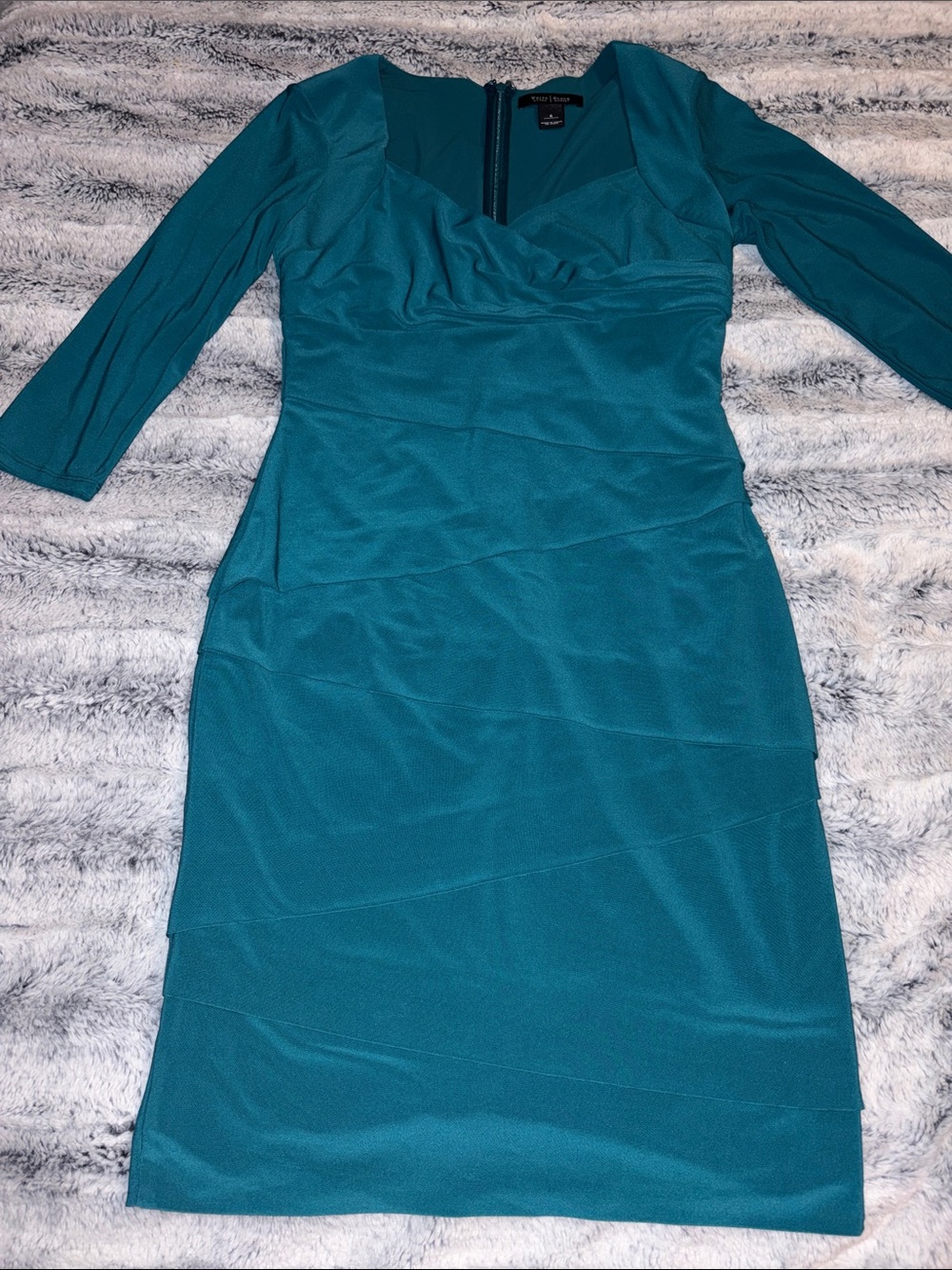 WHBM slimming Teal Sheath Dress with V-Neck and Three-Quarter Sleeves